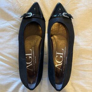 AGL Black Franchy Shim Pointed Toe Patent Buckle Top Size
